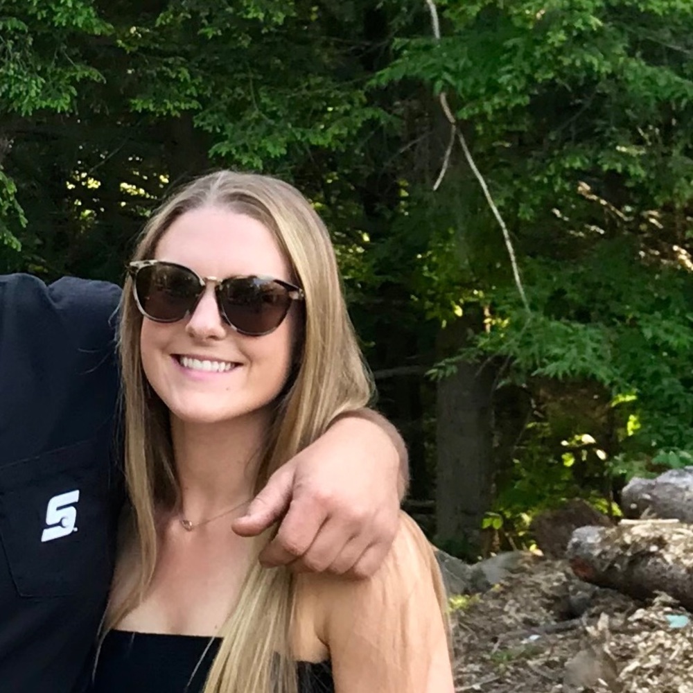 Meet your Posher, Lauren